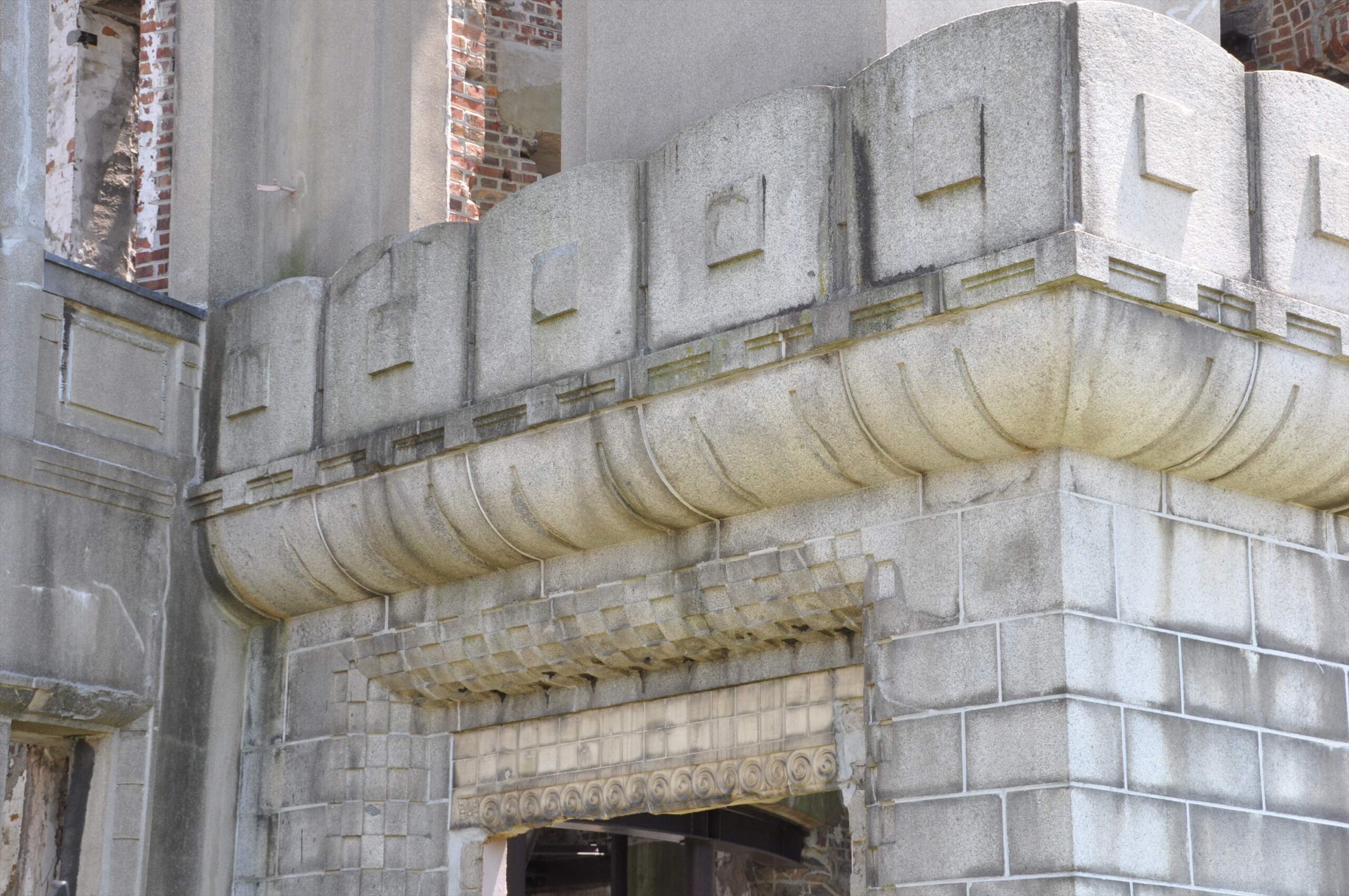 【ジンとりっぷ】都市広島の記憶　～各時代の建築と道筋・水辺の痕跡をたどる～　（２）平和記念公園周辺